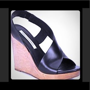 Diane Von Furstenberg black leather Sunny wedges